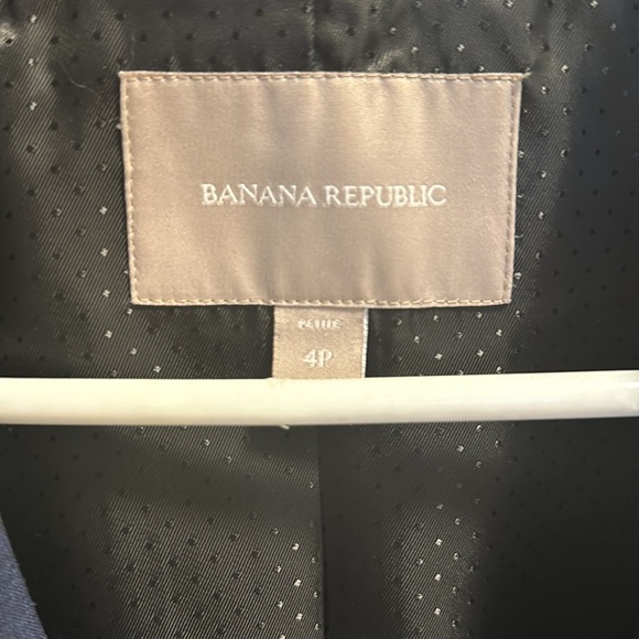 Banana Republic Two-tone Color Blazer - Size 4 - Picture 3 of 10